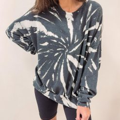 Lilly Pullover